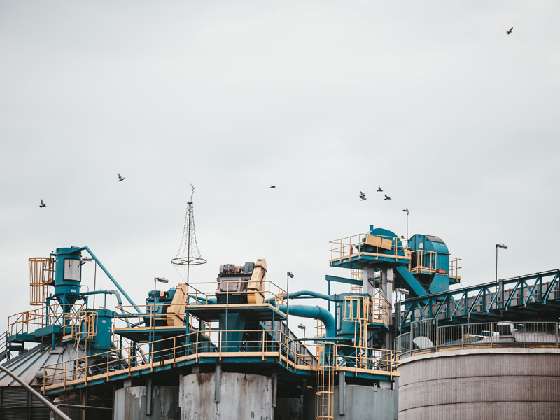 تطبيق لقم الثقب في صناعة الغاز الطبيعي