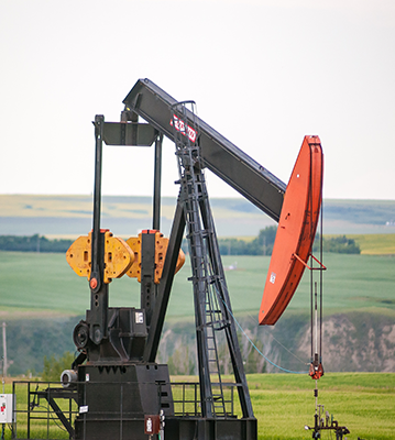 تطبيق لقم الثقب في صناعة النفط