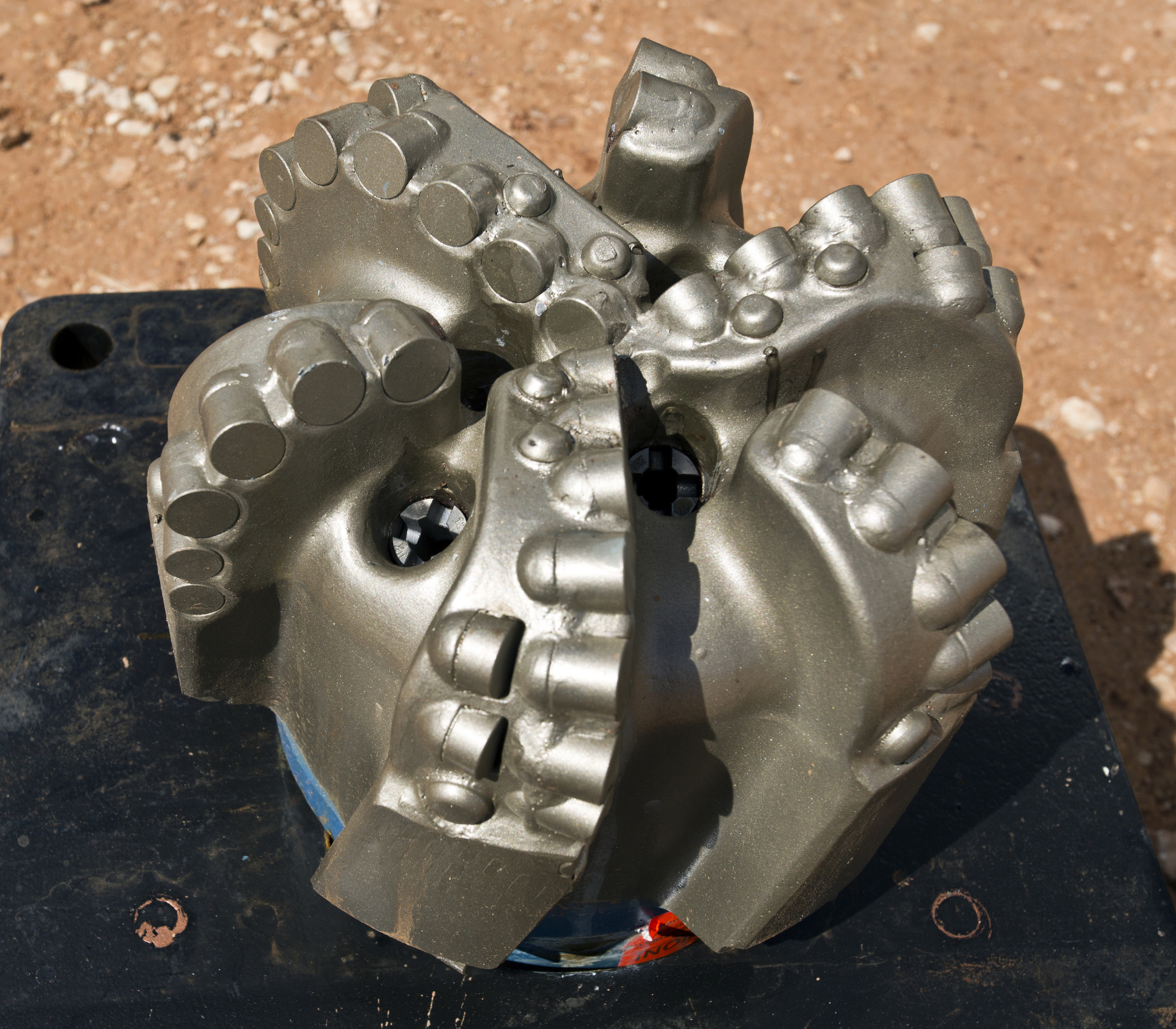 ميزات مصفوفة PDC بت